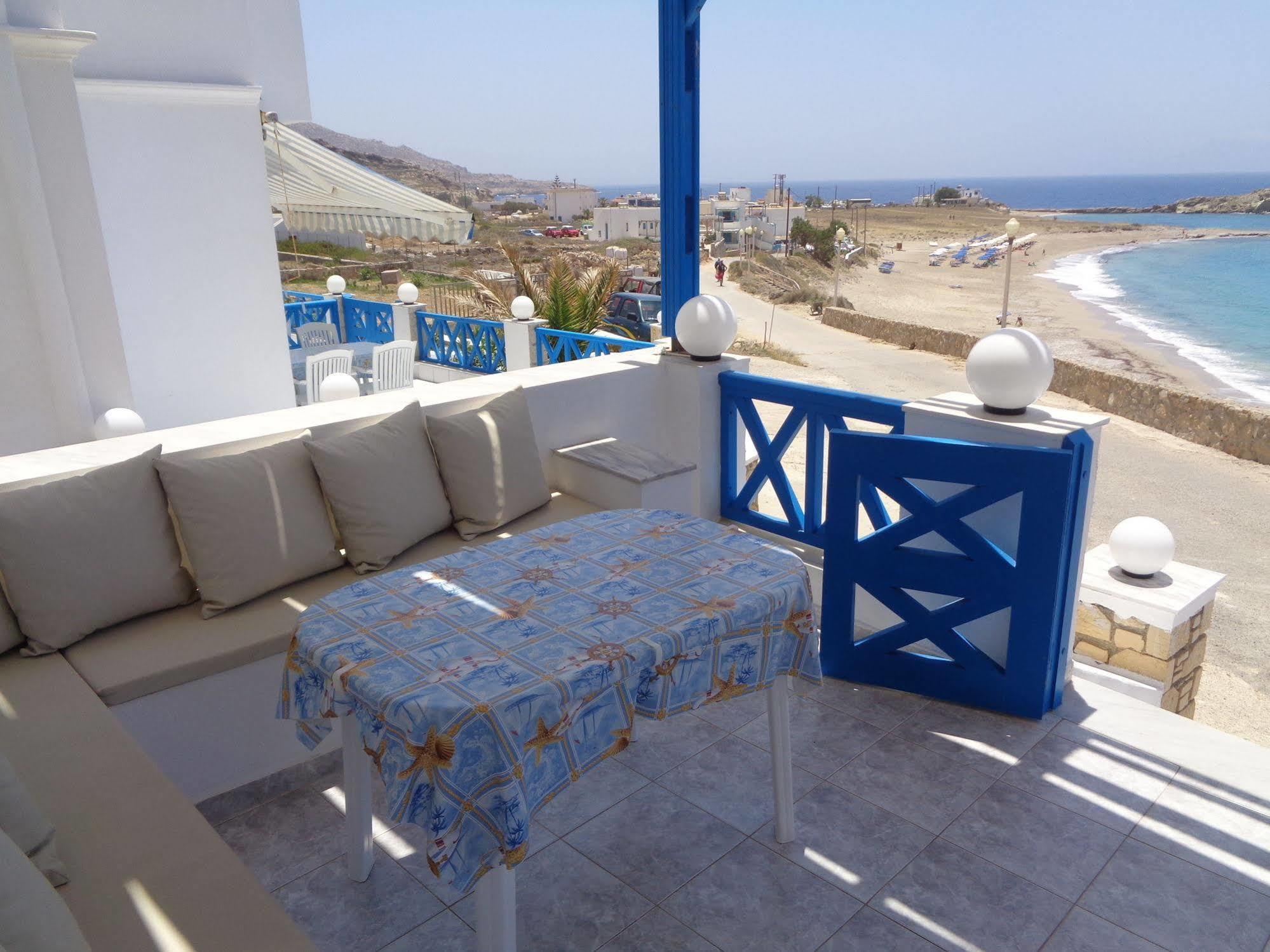 Blue And White & Appartamento