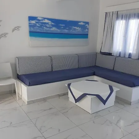 Blue And White Studios & Apartments Lefkos  Exteriér fotografie