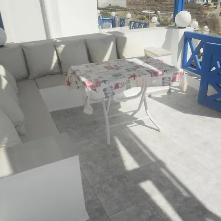 Blue And White Studios & Apartments Lefkos  Pokoj fotografie