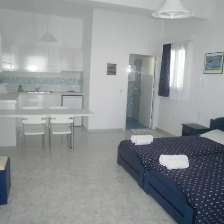 Blue And White Studios & Apartments Lefkos  Pokoj fotografie